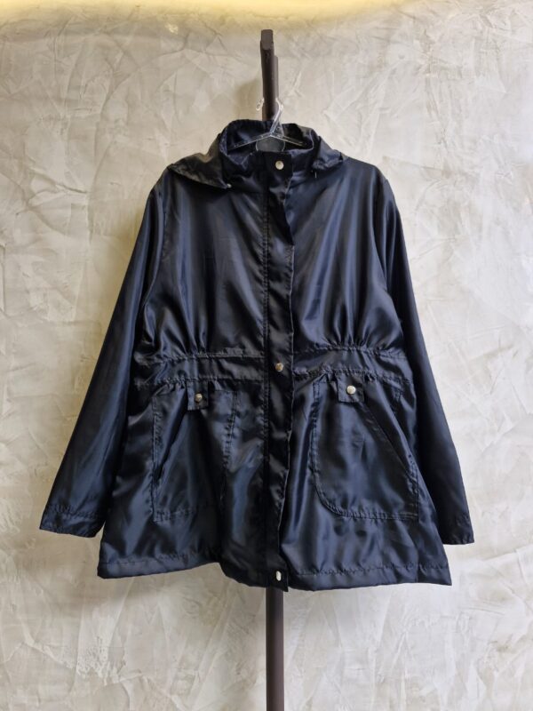 Piloto Impermeable con capucha desmontable - Imagen 4