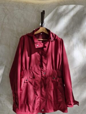 Piloto Impermeable con capucha desmontable
